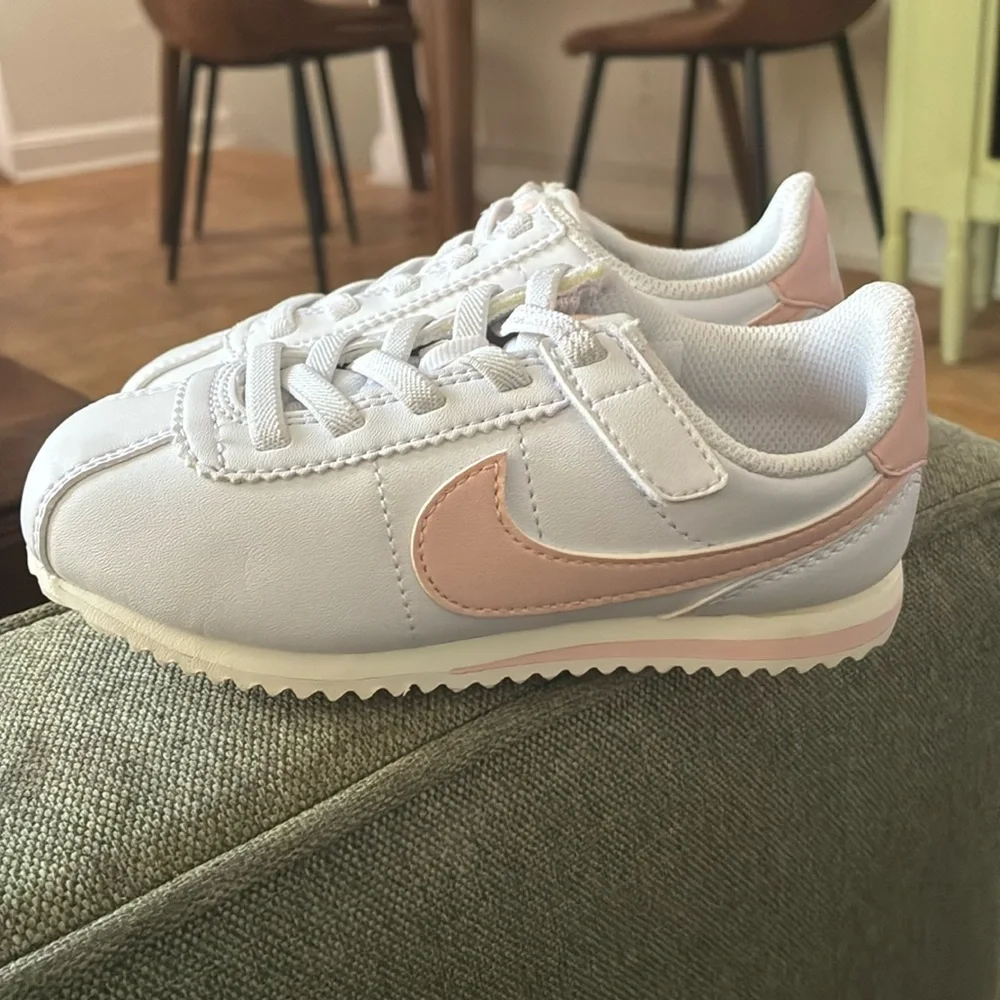 Nike Cortez EasyOn - Picture 1 of 6